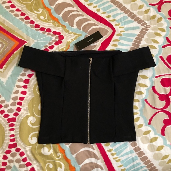NWT Lulus Black Off-the-Shoulder Crop Top - Picture 7 of 7